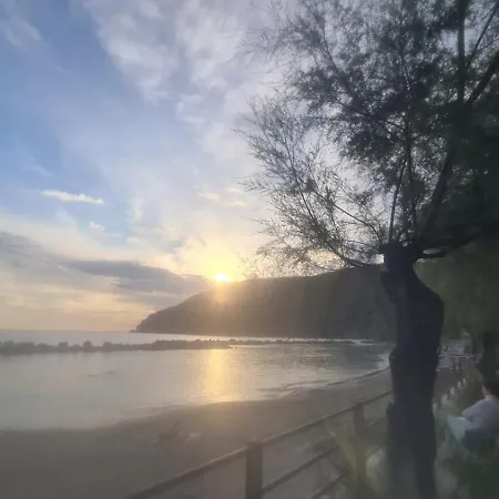 בית הארחה Bb Margherita Seaside, 20 Minutes From The Cinque Terre By Train 3*