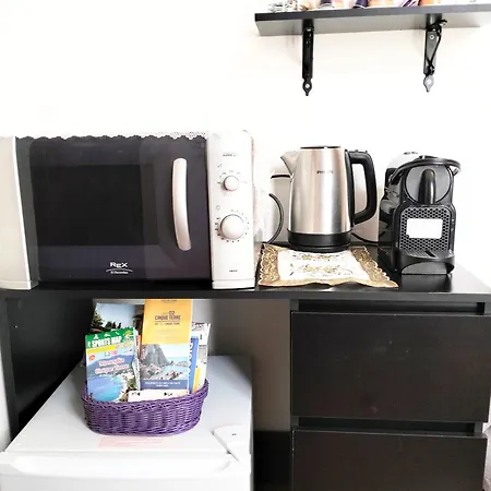 Bb Margherita Seaside, 20 Minutes From The Cinque Terre By Train 3* モネーリア