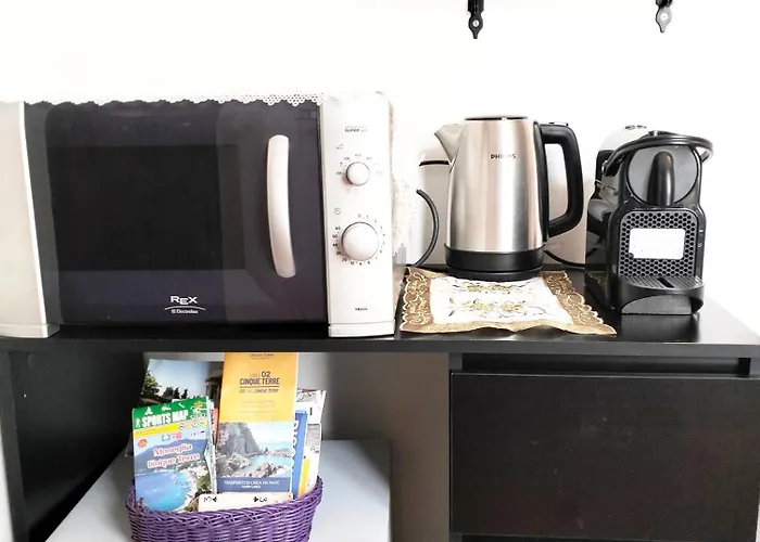 Bb Margherita Seaside, 20 Minutes From The Cinque Terre By Train 3* مونيلّي